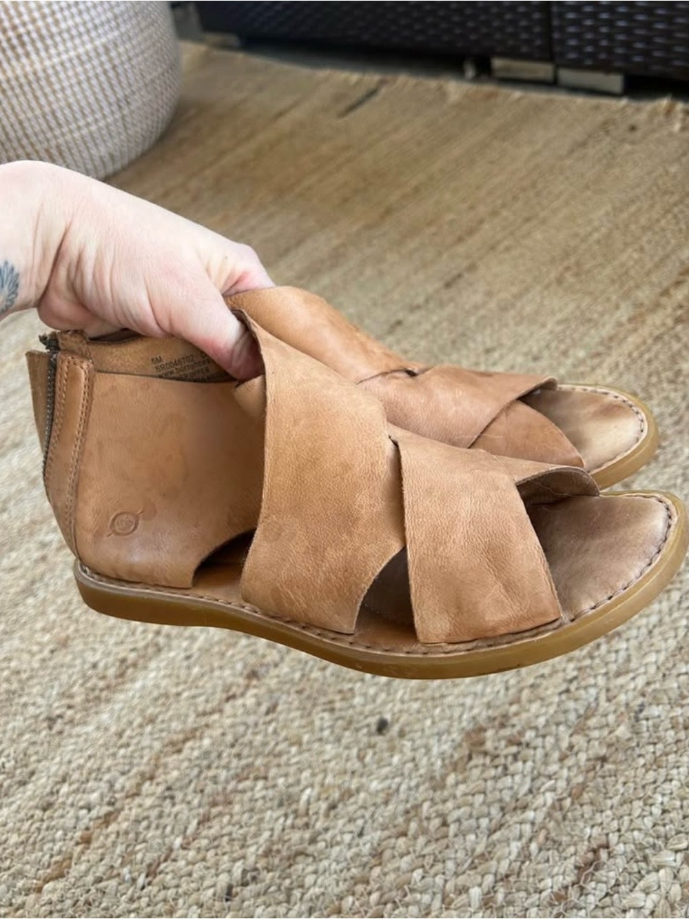 Born Women's Tan Crossover Leather Sandals